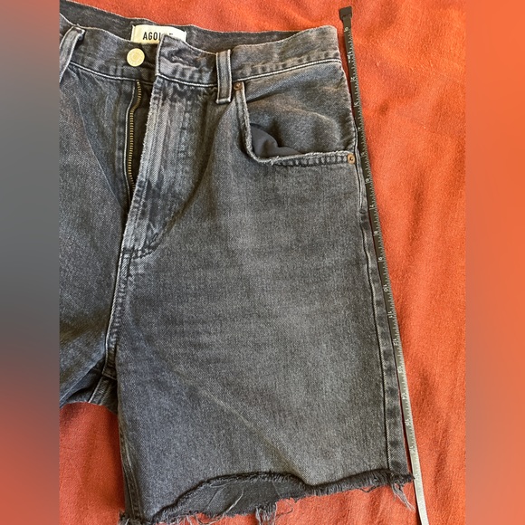 Agolde 90’s Pinch Waist Shorts in Paranormal size 26 - Picture 5 of 16
